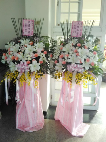 南投花店公祭高架花籃0920768477殯儀館附近花店外送服務