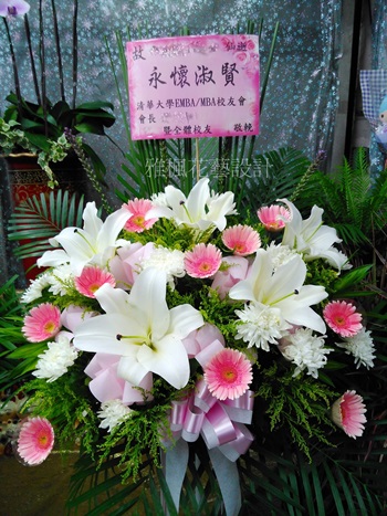 雅楓花店_彰化花店_送喪是花籃推薦0935768477員林花店